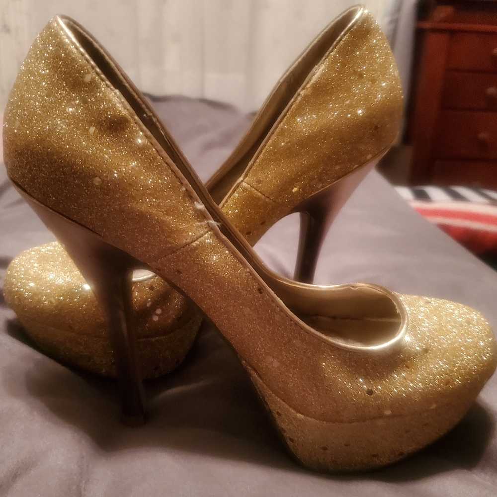 Gold Sparkle High Heels